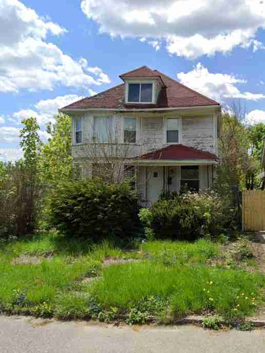 Screenshot 2021-12-14 192031.jpg